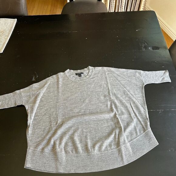 J Crew short sleeve wool sweater - Picture 1 of 4